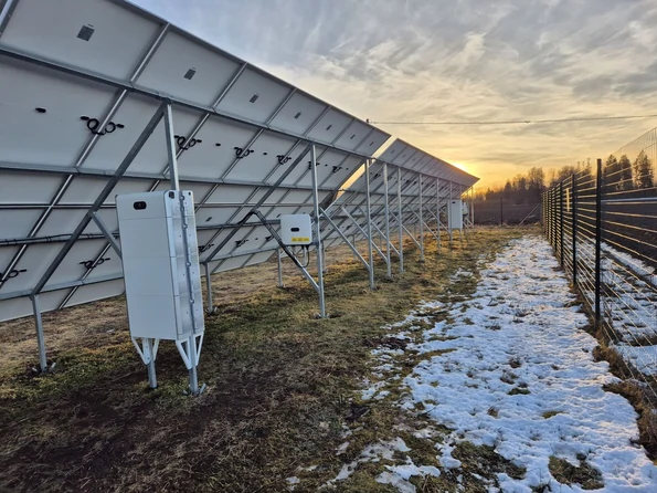 Päikeseelektrijaama stabiilne töö pilvisel ilmastikul